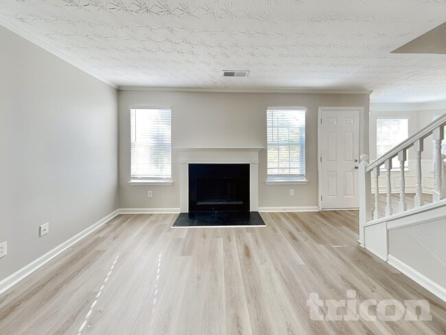 Foto del edificio - 2408 Wood Bend Ln
