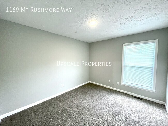 Foto del edificio - 1169 Mt Rushmore Way