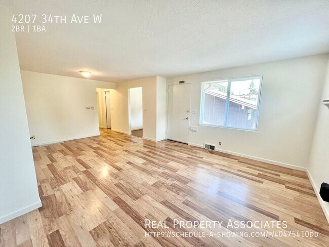 Building Photo - Top Floor 2-Bed/1-Bath Unit in Magnolia! *...