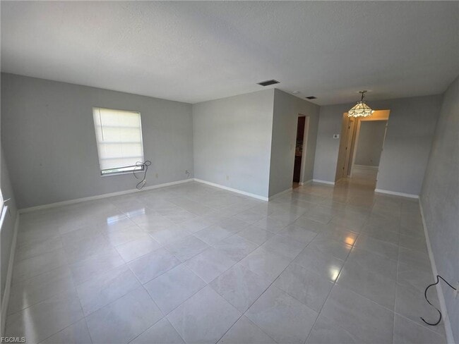 Foto del edificio - 24 Temple Ct