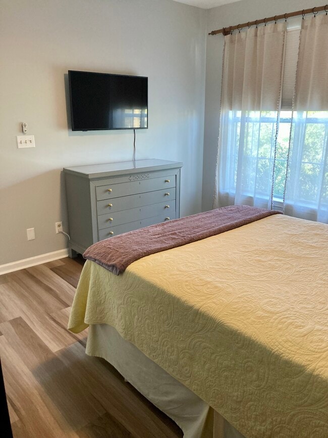 Photo - 1600 Long Grove Dr Apartment