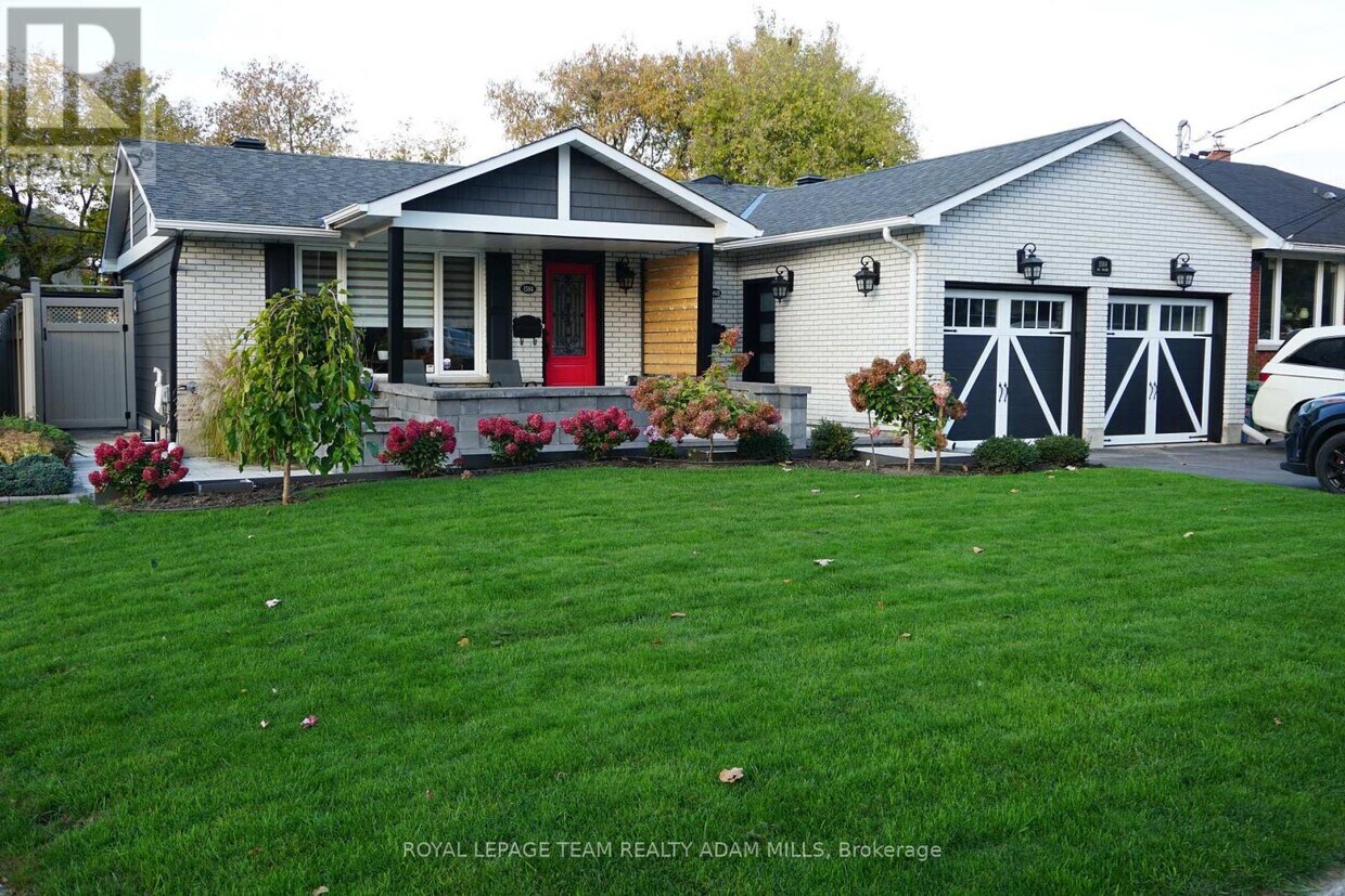 Primary Photo - 1584 Maxime St