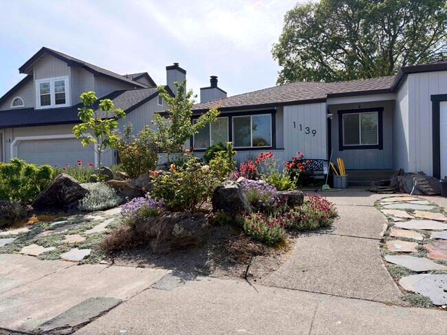 Building Photo - 1139 Meridian Cir