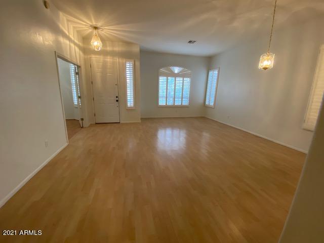 Foto del edificio - 5442 W Fairview St