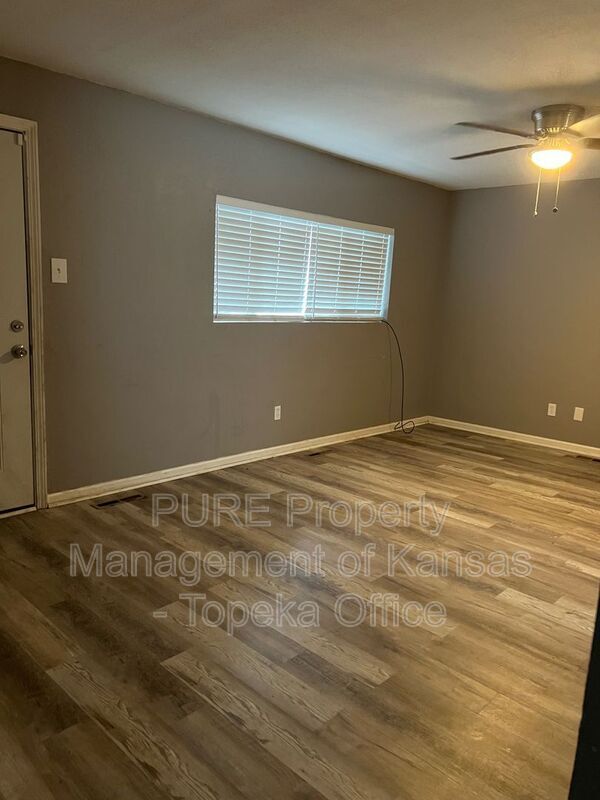 Foto del edificio - 511 SW Tyler St