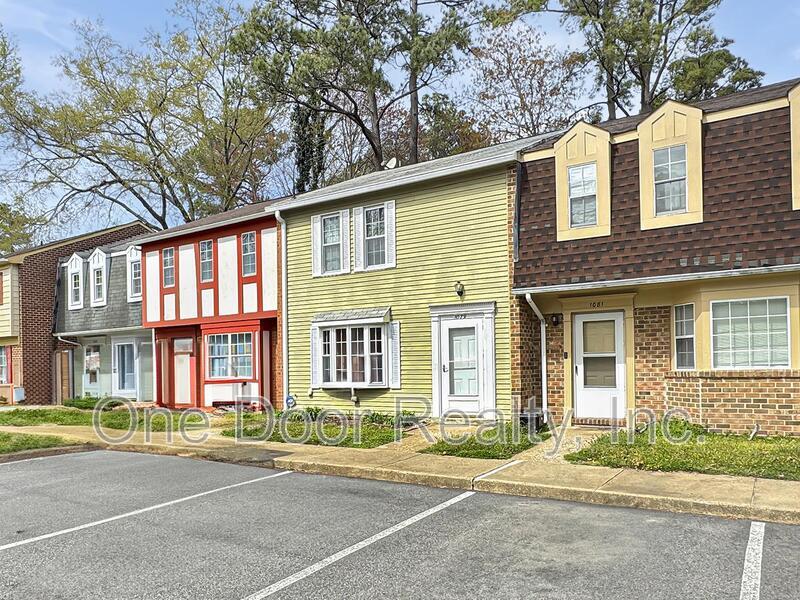 Foto principal - 1079 Old Denbigh Blvd