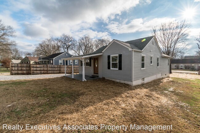 Foto del edificio - 3 br, 2 bath House - 1722 Kettering Road