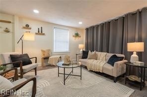 Foto del edificio - 1114 Hoover Ave