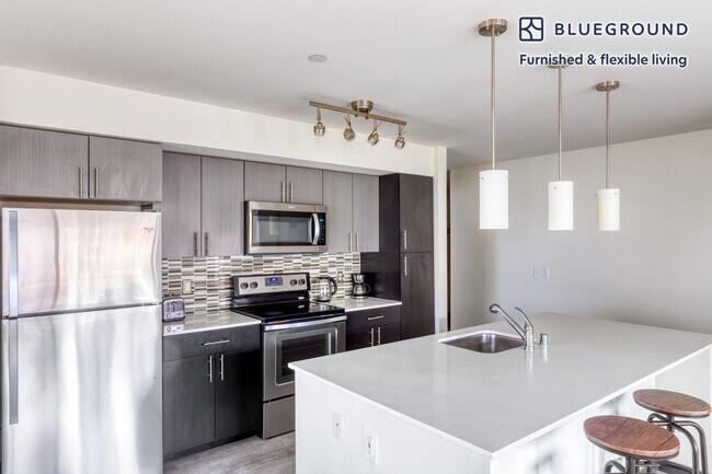 Building Photo - 15566 Northeast 22nd Place-SI FL3-ID552