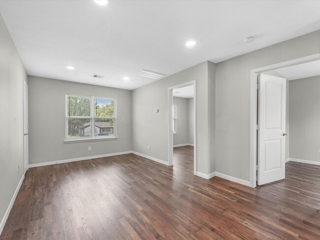 Building Photo - 3025 Prospect St