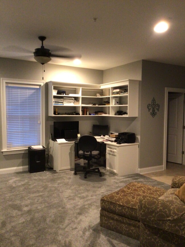 1st floor Office - 656 Coleman Blvd