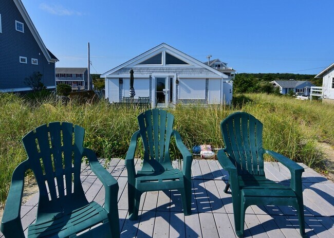 Foto del edificio - 239 Phillips Rd