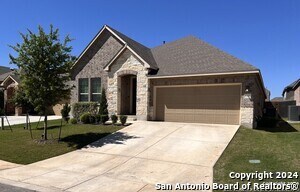 Building Photo - 10215 High Noon Dr