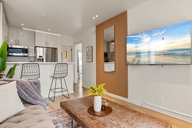 Foto del edificio - 2207 Ocean Front Walk