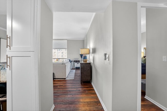 Building Photo - 130 26th St NW