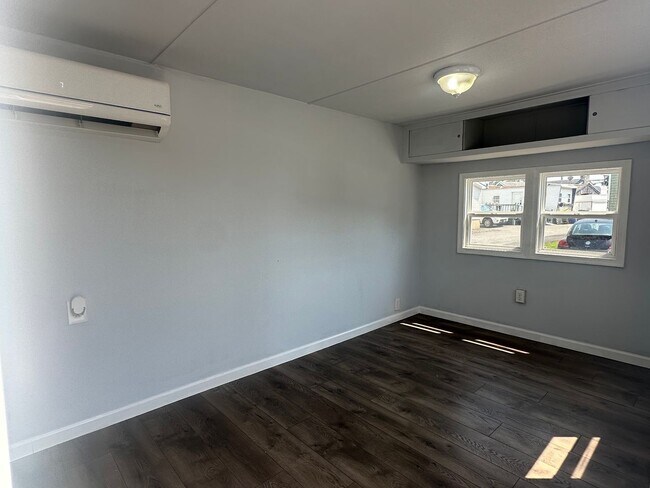 Foto del edificio - 2950 Concord Rd
