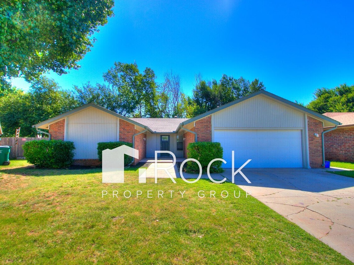 4 Bedroom Home with Space Inside and Out! ... - 4 Bedroom Home with Space Inside and Out! ...