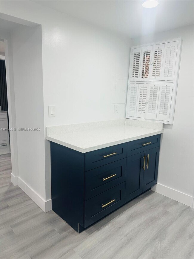 Foto del edificio - 9175 SW 77th Ave