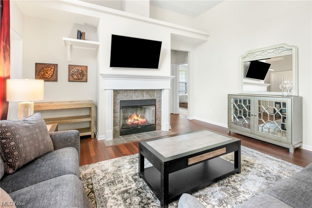 542 Hyannis Port Cir, Avon Lake, OH 44012 Condo for Rent in Avon Lake