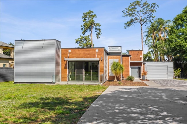Building Photo - 11734 Lake Willis Dr