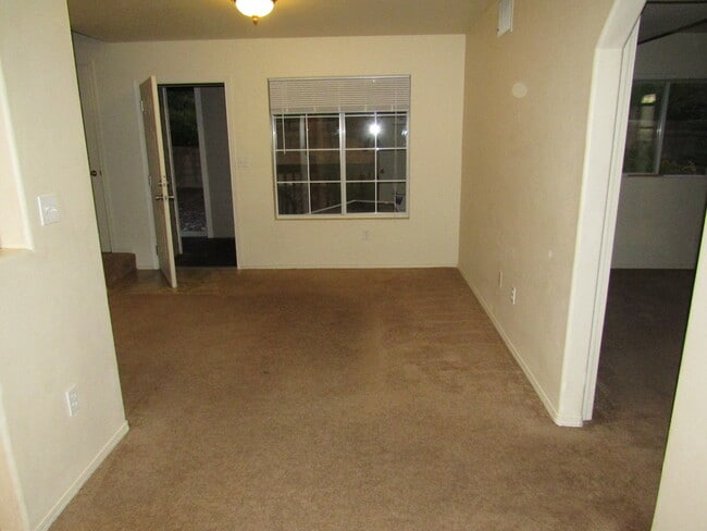 Building Photo - 1100 Goeglein Gulch #267