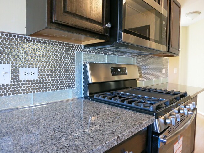 Foto del edificio - 2040 Tamahawk Ln