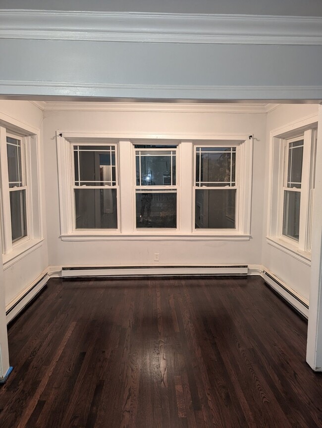 Photo - 1221 S Avers Ave Apartment