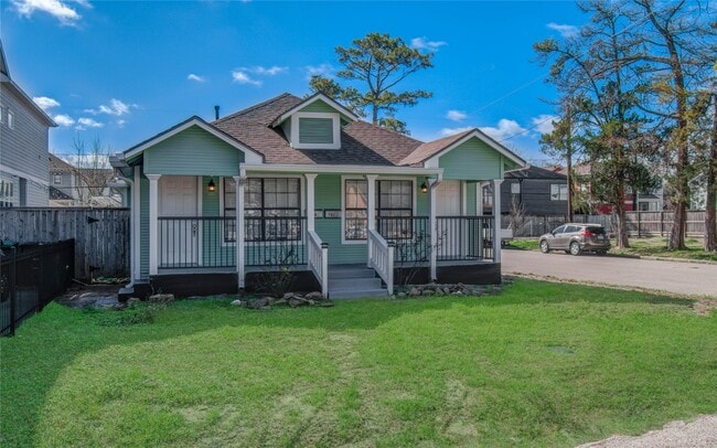 Foto del edificio - 702 E 25th St