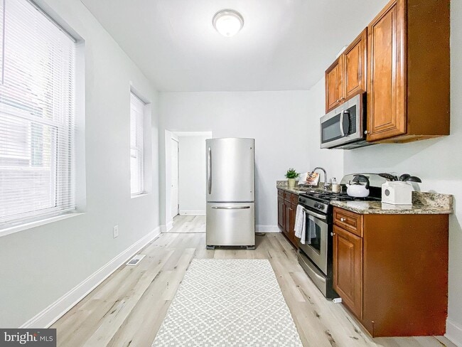 Kitche - 2556 N Bouvier St