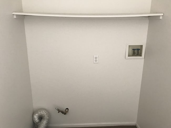 Modelo básico - Straight - Kearsley Creek Townhomes
