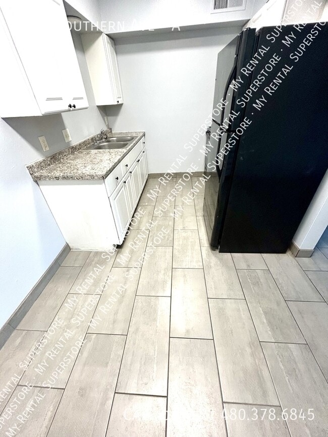 Photo - 20 W Southern Ave Apartment