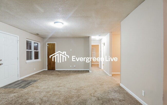 Foto del edificio - 541 Westchester Dr