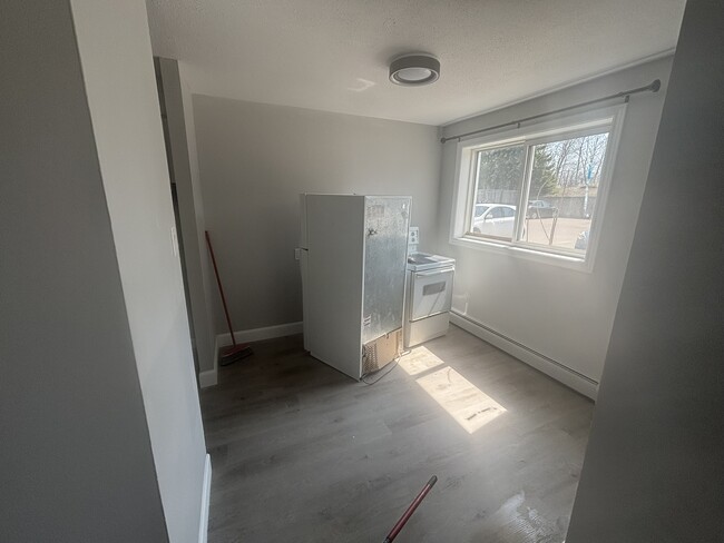 Photo du bâtiment - 87 Westwood Dr