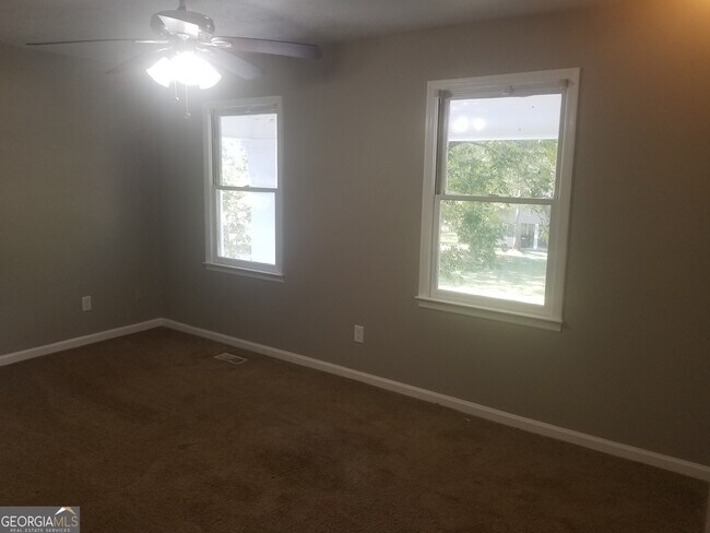 Foto del edificio - 112 Villas Ln