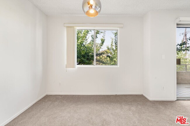 Foto del edificio - 1457 Butler Ave