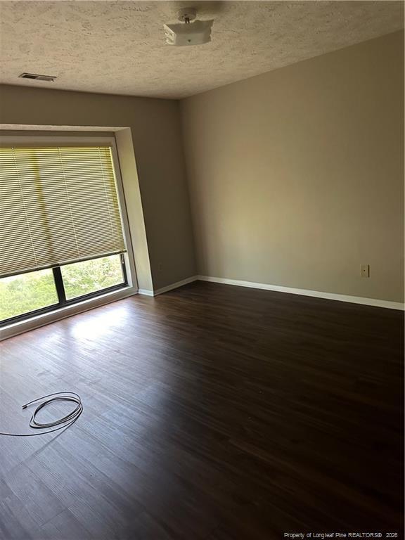 Foto del edificio - 1849 Tryon Dr