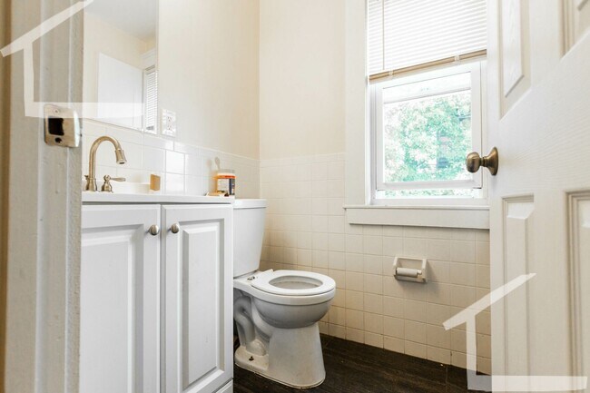 Foto del edificio - Better BU 4 Bed