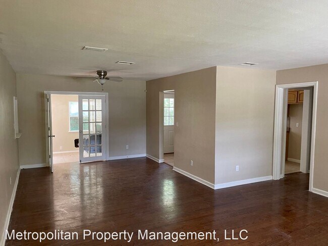 Building Photo - 3 br, 2 bath House - 3730 Tyndale Dr.
