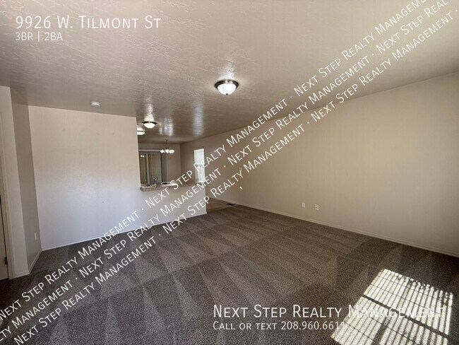 Foto del edificio - 9926 W Tilmont St