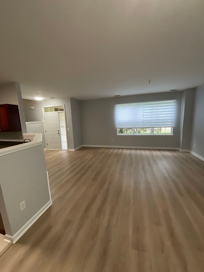 Building Photo - 28937 Whitby Dr