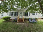 Foto principal - 217 Marshall Rd