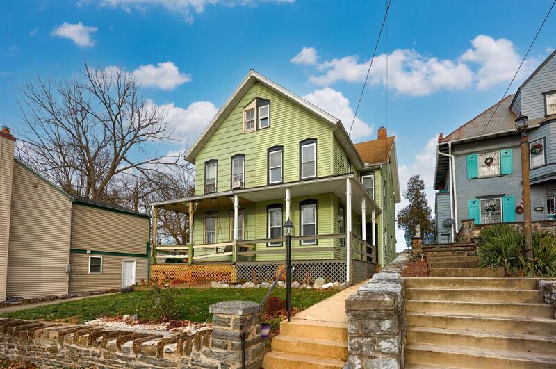 Primary Photo - 702 E Market St