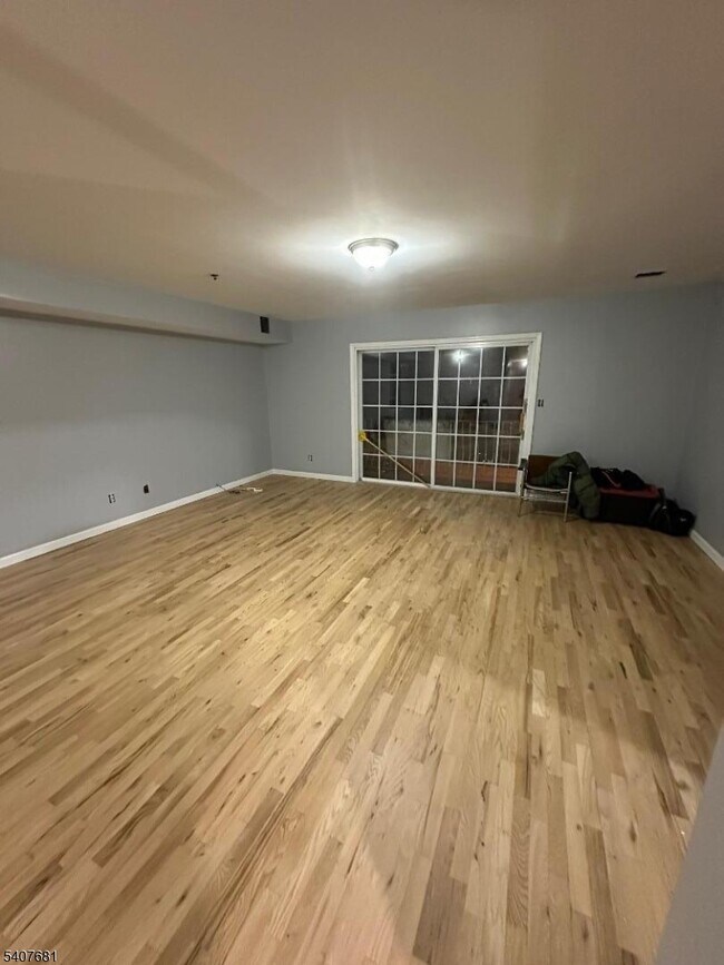 Foto del edificio - 28 Branford St