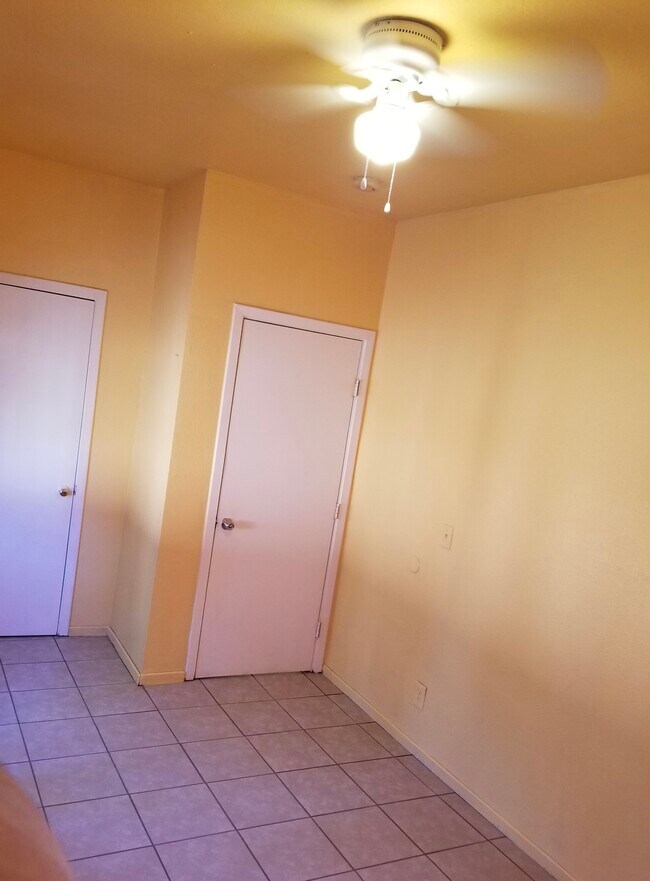 Foto del edificio - 425 N D St