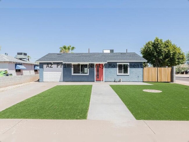 Building Photo - 1346 E Almeria Rd