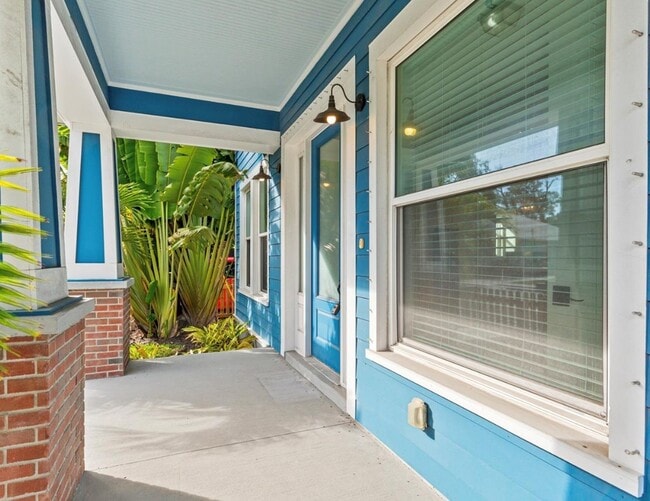 Photo - 214 E Floribraska Ave (Tampa, FL) House