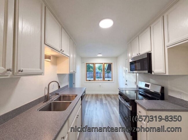 Building Photo - 5351 Bonniemae Way