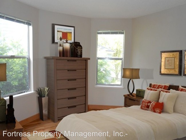 Foto del edificio - 2162 NW Everett St