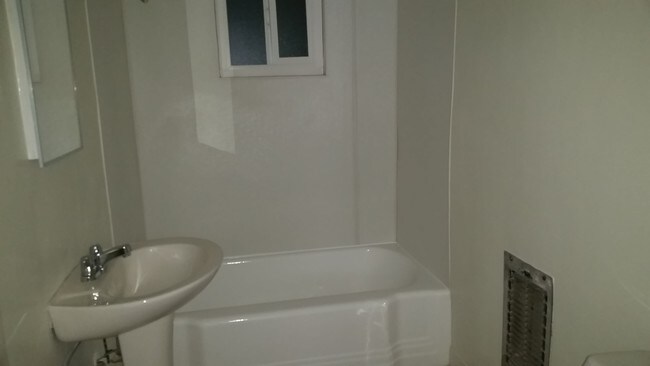 Bathroom - 114 Warren Ave