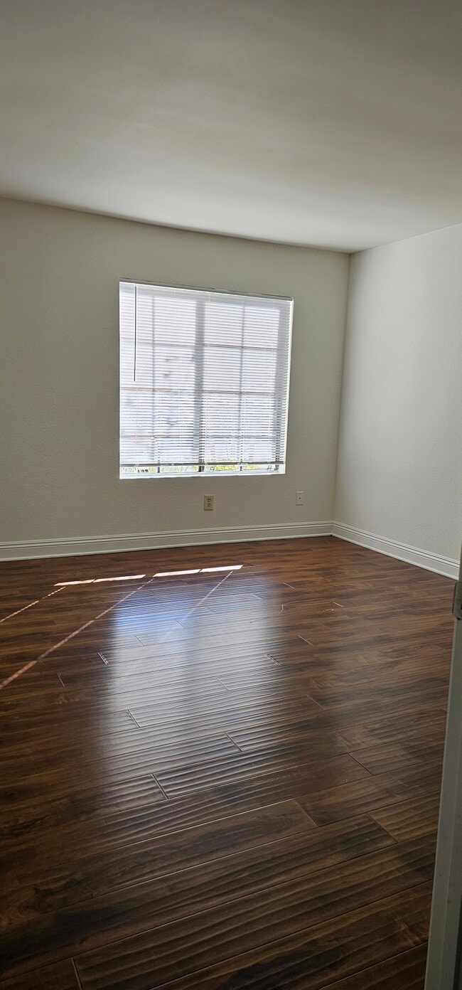 Building Photo - 8538 Summerdale Rd